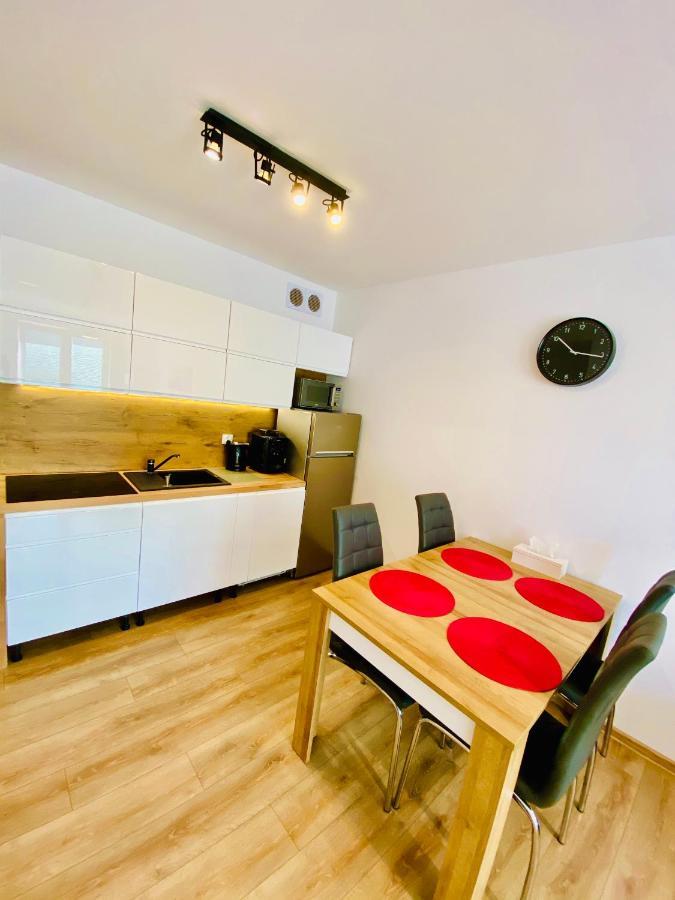 Apartament „Nova Polana” Kolobrzeg Polanki Park Buitenkant foto